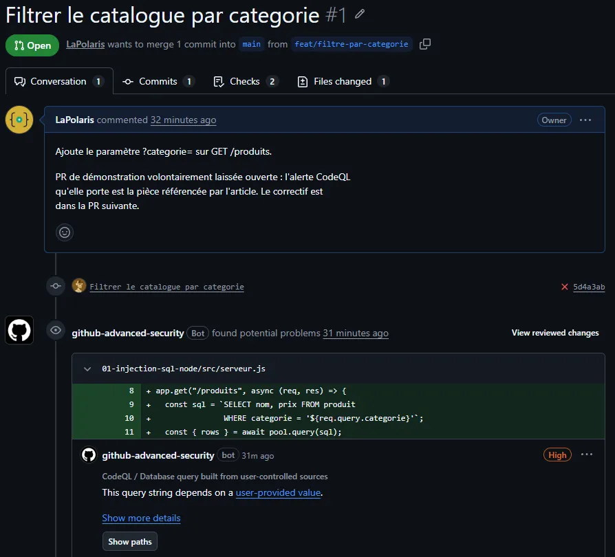 Annotation CodeQL sur une pull request GitHub : la règle « Database query built from user-controlled sources », de gravité High, signale les lignes qui concatènent req.query.categorie dans une requête SQL